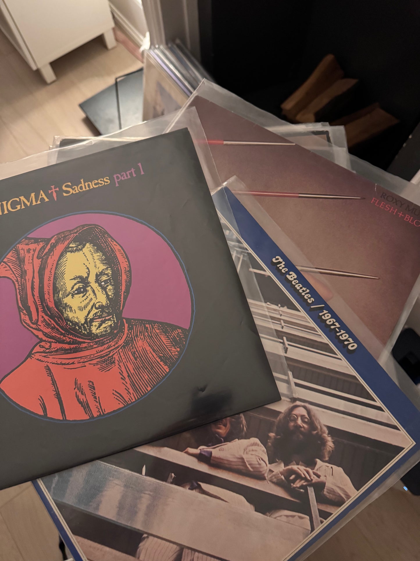 Collective Sale of Records